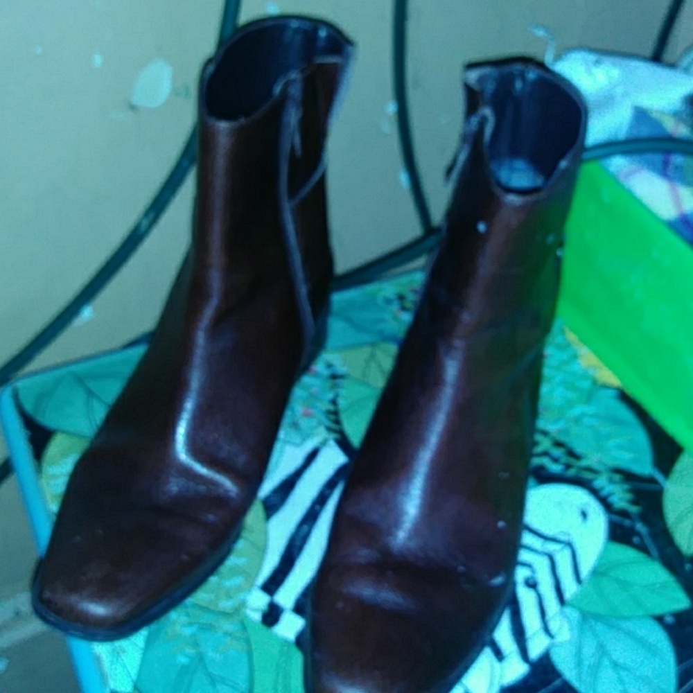 Ankle boots